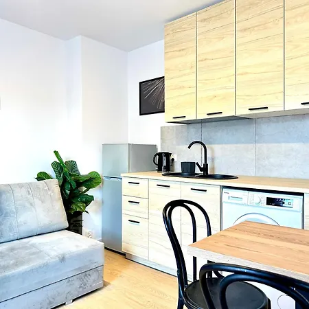 19 Na Monte Cassino & Parking